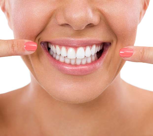 Independence What Is Gum Contouring & Reshaping